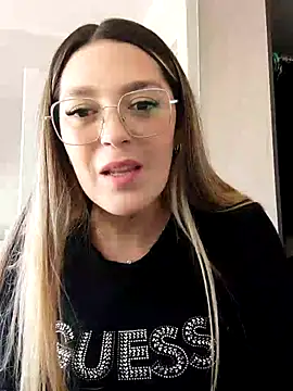 Snapshot of Daniela77771 chatting on April 2026 07:17:02 PM Daniela77771 online show from April 2026 07:17:02 PM