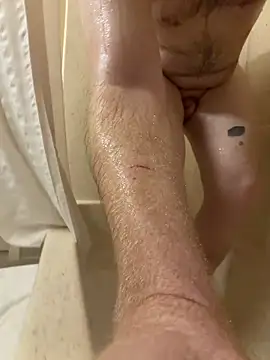 Tylerx9 online show from March 2026 05:10:02 AM