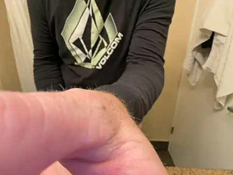 Tylerx9 online show from April 2026 03:16:01 PM