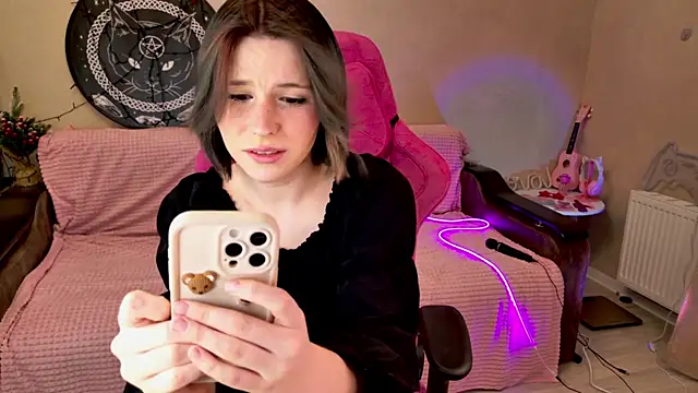 Snapshot of Alisa_Black_Star chatting on January 2025 02:19:02 PM Alisa Black Star online show from January 2025 02:19:02 PM