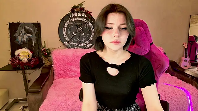 Snapshot of Alisa_Black_Star chatting on January 2025 11:15:02 AM Alisa Black Star online show from January 2025 11:15:02 AM