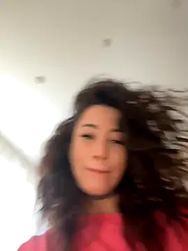 Snapshot of Yunasi chatting on September 2025 01:13:01 PM Yunasi online show from September 2025 01:13:01 PM