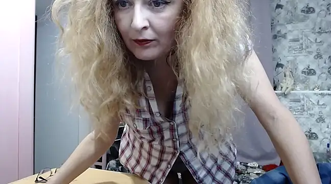 Helen1974 online show from January 2025 10:12:02 PM