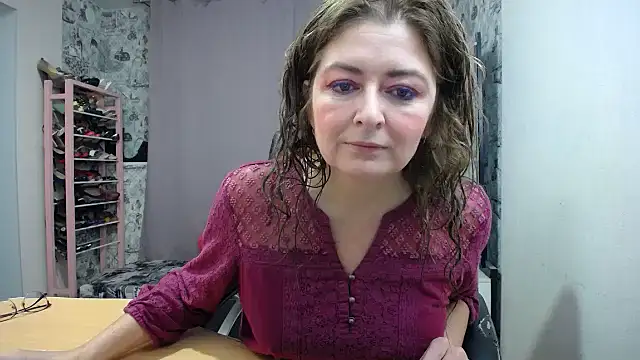 Helen1974 online show from February 2026 04:33:01 PM