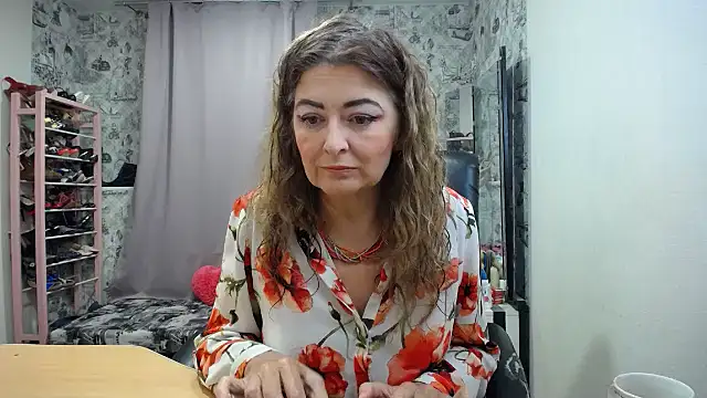 Snapshot of Helen1974 chatting on June 2026 10:12:02 PM Helen1974 online show from June 2026 10:12:02 PM