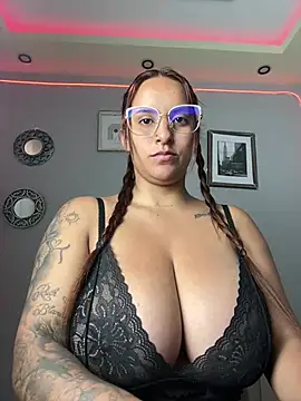 Snapshot of Seized_lust chatting on December 2024 02:31:02 PM Seized lust online show from December 2024 02:31:02 PM