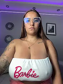 Snapshot of Seized_lust chatting on February 2025 09:18:02 PM Seized lust online show from February 2025 09:18:02 PM