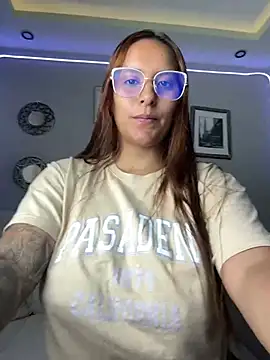 Snapshot of Seized_lust chatting on February 2025 01:06:01 PM Seized lust online show from February 2025 01:06:01 PM