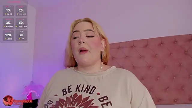 sophiarossee  online show from February 2026 12:34:01 PM