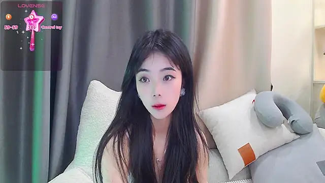 Snapshot of Duludulu_007 chatting on February 2025 05:31:02 AM Duludulu 007 online show from February 2025 05:31:02 AM