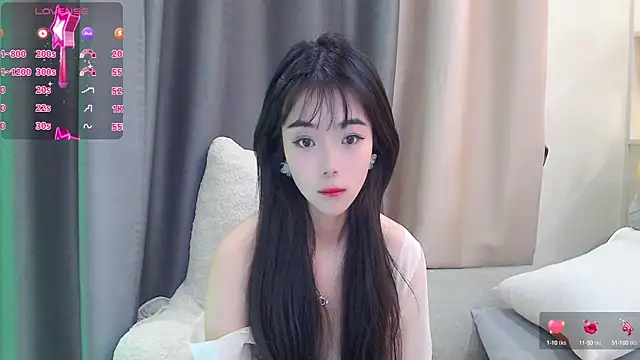 Snapshot of Duludulu_007 chatting on February 2025 05:37:01 AM Duludulu 007 online show from February 2025 05:37:01 AM