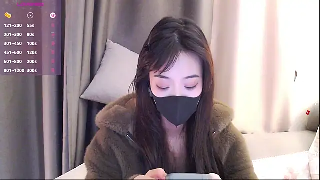 Snapshot of Duludulu_007 chatting on October 2025 04:23:02 AM Duludulu 007 online show from October 2025 04:23:02 AM