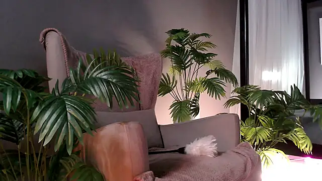 Dorothy Meyer online show from September 2025 02:55:01 AM