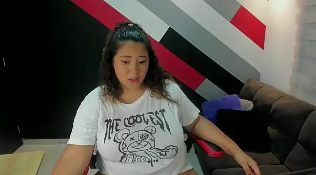 I am yours- online show from January 2025 12:00:01 PM