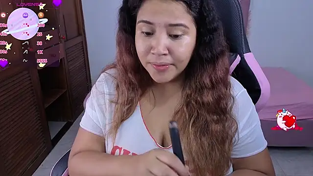 Snapshot of I_am_yours- chatting on July 2026 01:03:01 PM I am yours- online show from July 2026 01:03:01 PM