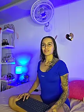 Snapshot of thamaral1 chatting on March 2026 02:50:01 AM thamaral1 online show from March 2026 02:50:01 AM