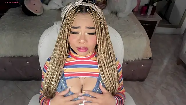 conny  curly online show from March 2025 01:45:01 PM