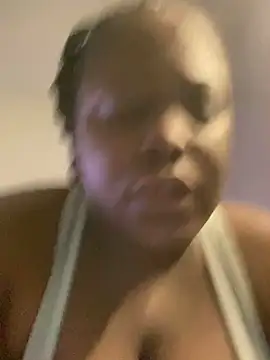 Snapshot of fantasygyal chatting on May 2026 03:47:01 AM fantasygyal online show from May 2026 03:47:01 AM