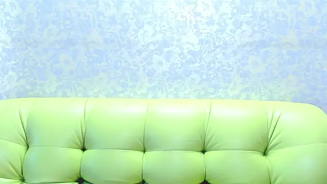 Snapshot of Vanessa_Florence chatting on June 2026 01:22:01 AM Vanessa Florence online show from June 2026 01:22:01 AM