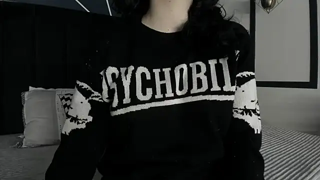 Adeelinee online show from March 2025 09:21:01 PM