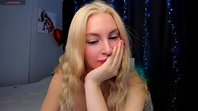 Kimmy powell online show from October 2025 02:15:01 AM