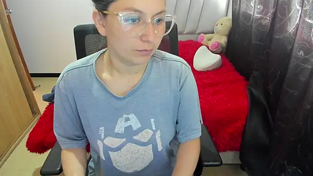 samantha  wilson online show from November 2025 01:33:02 PM