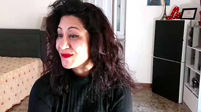 danasantoreal online show from December 2024 03:04:02 PM