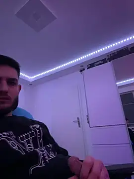 Furko 33 online show from December 2025 02:09:02 AM