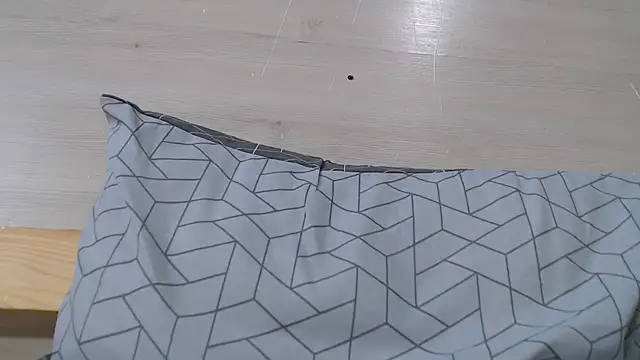 CRISTIINA37 online show from October 2025 01:00:01 PM