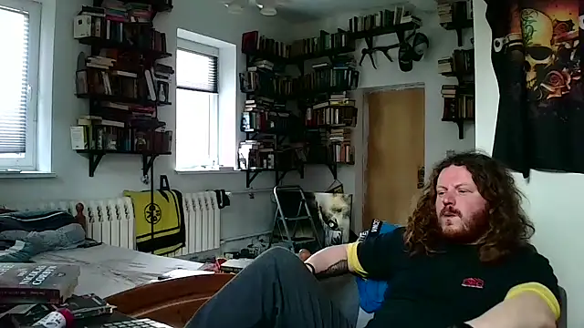 sunr1sa online show from March 2025 04:19:02 PM