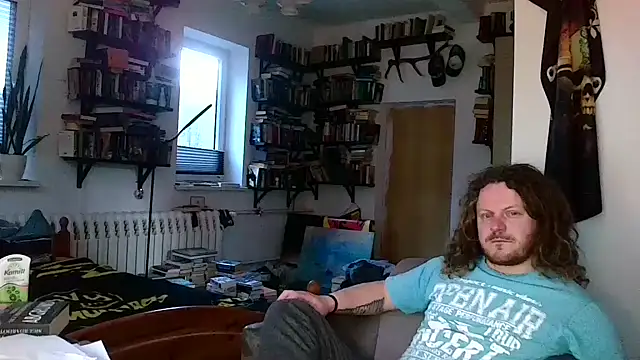 sunr1sa online show from February 2026 04:14:02 PM