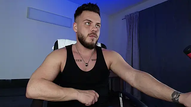 juliusmasters online show from January 2025 08:00:01 PM