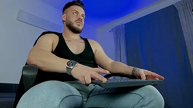 juliusmasters online show from February 2025 08:13:02 PM