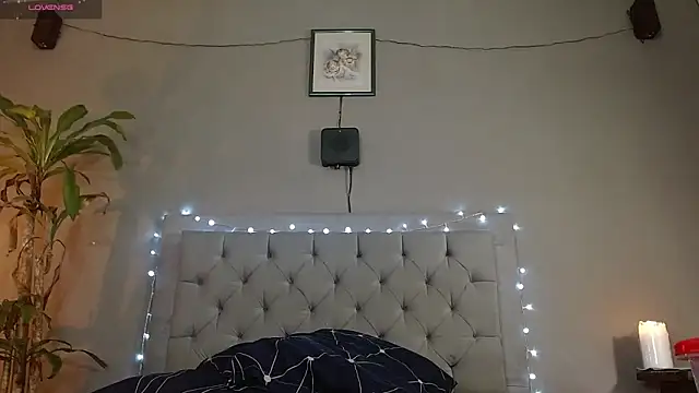 Mr WhiteCock online show from February 2025 08:14:02 PM