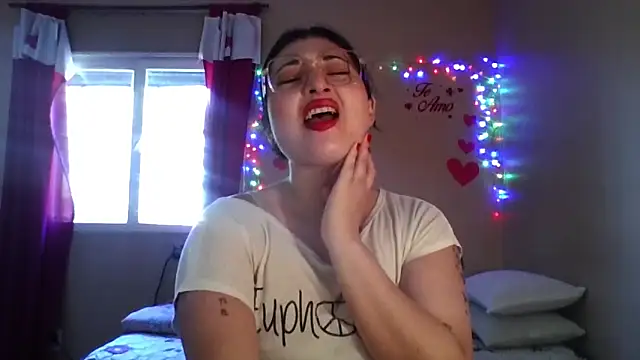 Snapshot of imsohornydacom chatting on February 2026 05:47:02 PM imsohornydacom online show from February 2026 05:47:02 PM