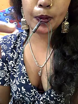 jasss-11 online show from November 2025 06:18:02 PM