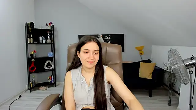 Snapshot of MelissaWiliam chatting on December 2024 06:42:02 PM MelissaWiliam online show from December 2024 06:42:02 PM