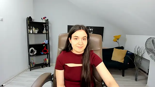 Snapshot of MelissaWiliam chatting on February 2025 11:43:02 AM MelissaWiliam online show from February 2025 11:43:02 AM