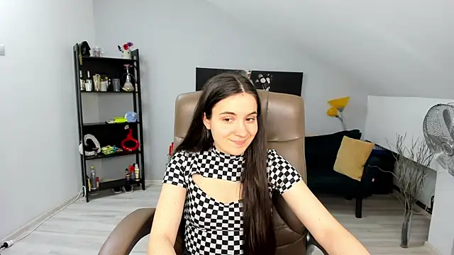 Snapshot of MelissaWiliam chatting on February 2025 03:08:01 PM MelissaWiliam online show from February 2025 03:08:01 PM