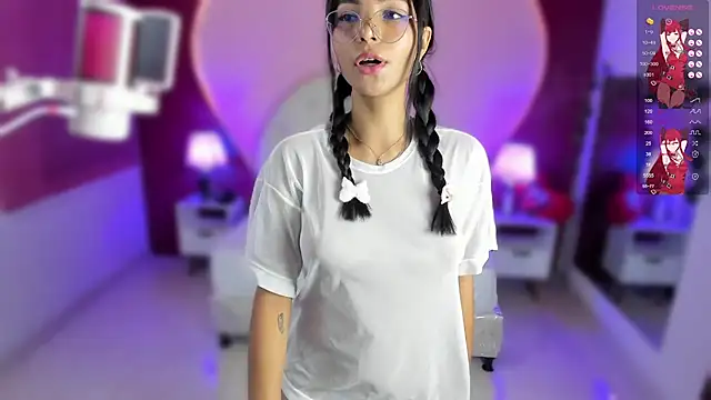 lauramartin1 online show from February 2025 01:00:02 AM