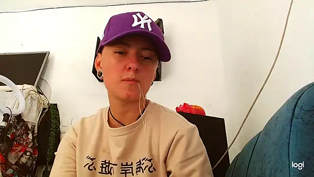 tomboyblue online show from January 2025 08:17:01 PM