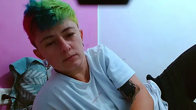 tomboyblue online show from September 2025 09:21:01 AM