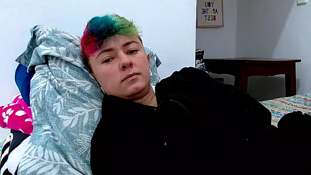 tomboyblue online show from October 2025 01:42:02 PM