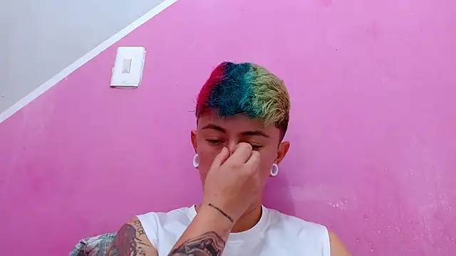 tomboyblue online show from October 2025 06:19:02 PM