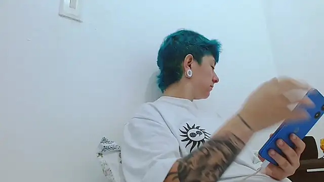 Snapshot of tomboyblue chatting on February 2026 08:53:01 PM tomboyblue online show from February 2026 08:53:01 PM