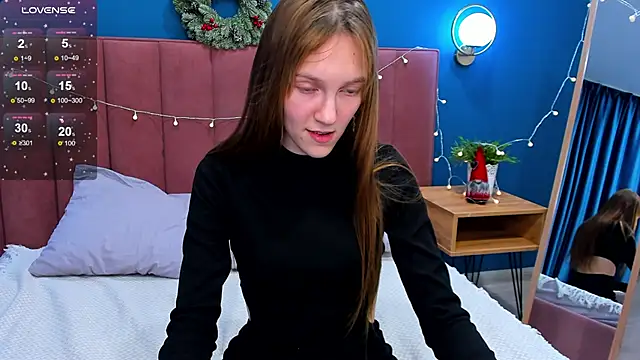 Snapshot of VanillaKelly chatting on December 2024 07:19:02 AM VanillaKelly online show from December 2024 07:19:02 AM