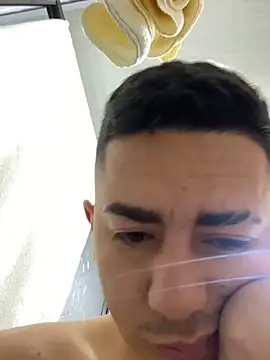 Snapshot of DanielGomez9 chatting on December 2024 12:51:02 PM DanielGomez9 online show from December 2024 12:51:02 PM