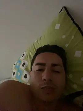 Snapshot of DanielGomez9 chatting on March 2025 12:37:01 PM DanielGomez9 online show from March 2025 12:37:01 PM