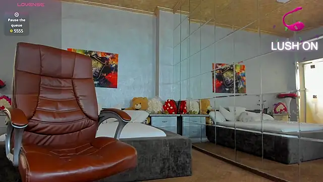 Russian Ava online show from March 2025 07:24:01 AM