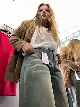 Holy Tereza online show from February 2025 06:12:01 PM